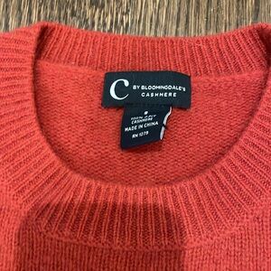 Bloomingdale’s Cashmere Sweater - Red/orange